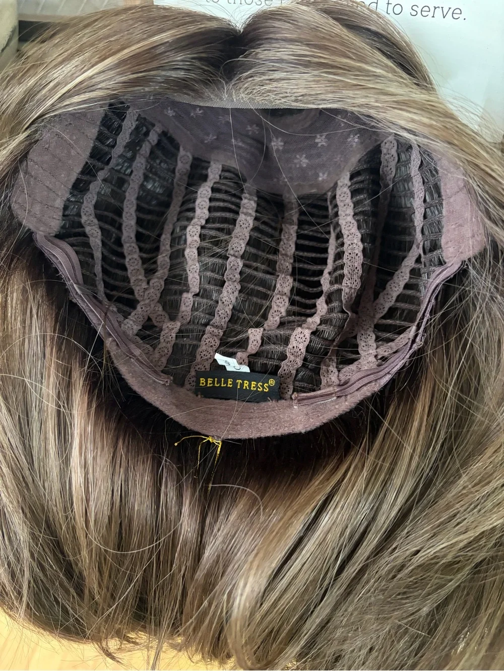 Belle Tress Chelsea heat friendly Synthetic Wig. Coolest Ash Brown R. New!